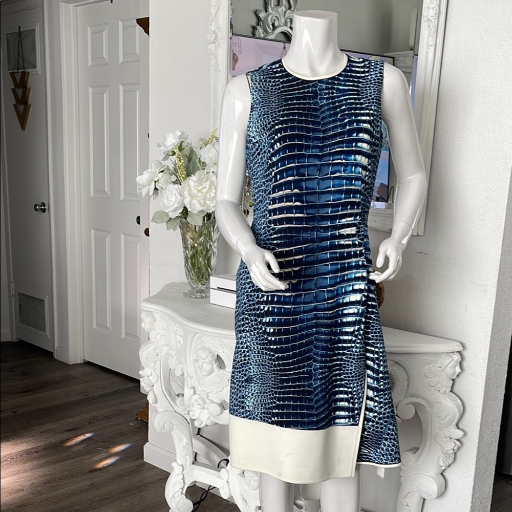 Made in Italy‼️ Reed Krakoff Blue and White Sheath Dress Cocktail